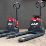 השכרת עגלת משטחים חשמלית 2 טון