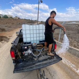 השכרת עוקב מים עם משאבה בנזין – שינוע והשקיה/ניקוי בלחץ גבוה! נייד, חזק, ללא חשמל. חקלאות, בנייה, חצרות – הדרכה מלאה – התקשרו ל-050-404-0895!