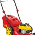 השכרת מכסחת דשא נוסעת