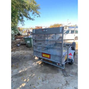 השכרת נגרר קטן 750 ק"ג – 2.5×1.5 מטר, סולמות + רמפה! הובלה קלה לריהוט, ציוד גינה, כלים. רק 150 ₪ ליום – התקשרו ל-050-404-0895!